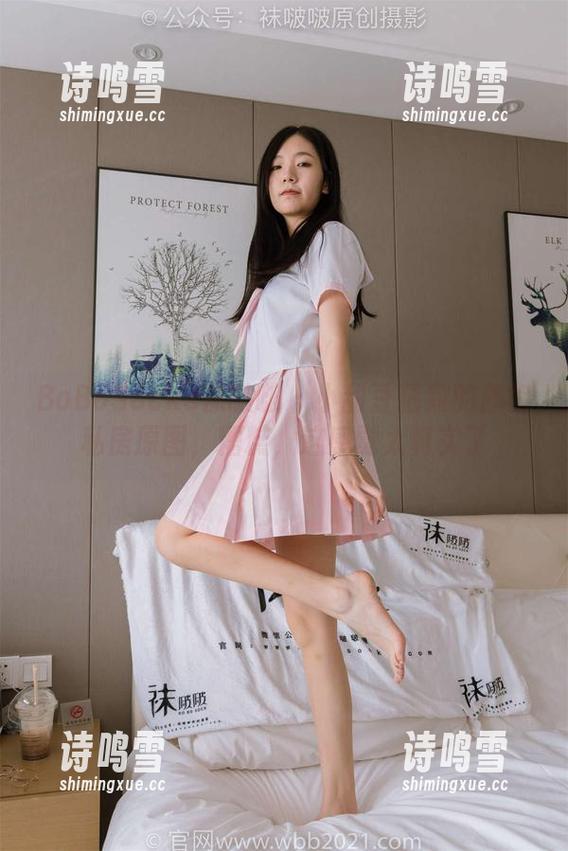 BoBoSocks袜啵啵 - 小甜豆精致的旗袍私房原图，糟糕，这感觉太真实了