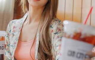 被Bomi(普美)的美足俘获：福利图片，内心的小剧场又开演了！