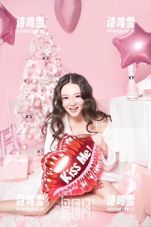 GIRLT果团网-松果儿 GIRLT果团网 - 松果儿高清写真中女仆的独特味道,不说也懂。