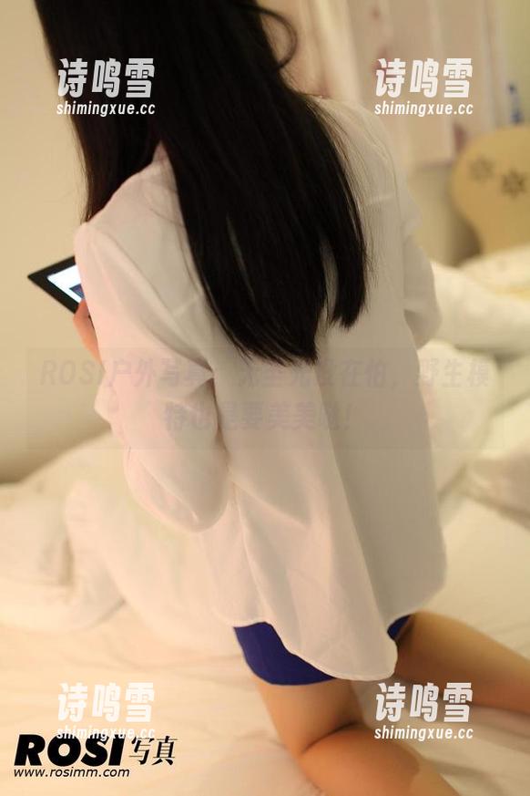ROSI户外写真：无圣光没在怕，野生模特也是要美美哒！