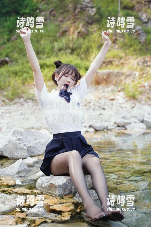Tina很妖孽呀 在Tina很妖孽呀的冬日暖阳写真中,发现阳光下的‘懒人美学’!
