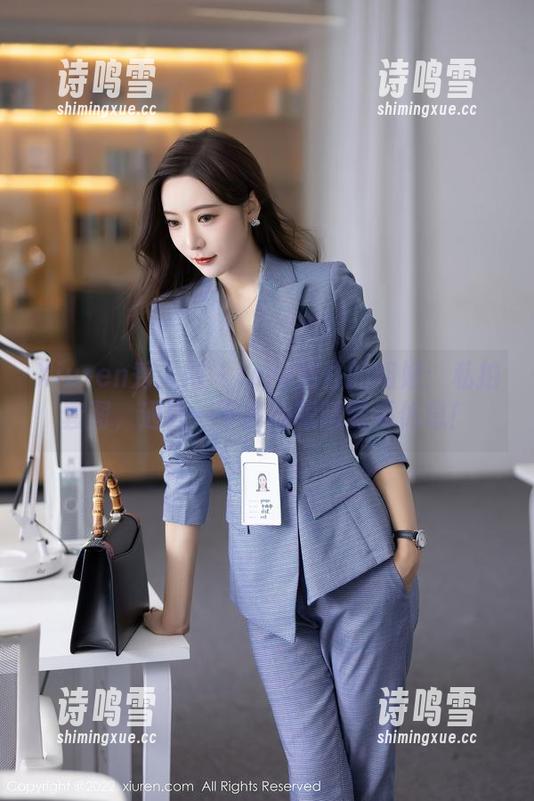 Xiuren秀人网 - toro羽住的姐姐：私拍套图，通告一下我的眼睛需要休息！