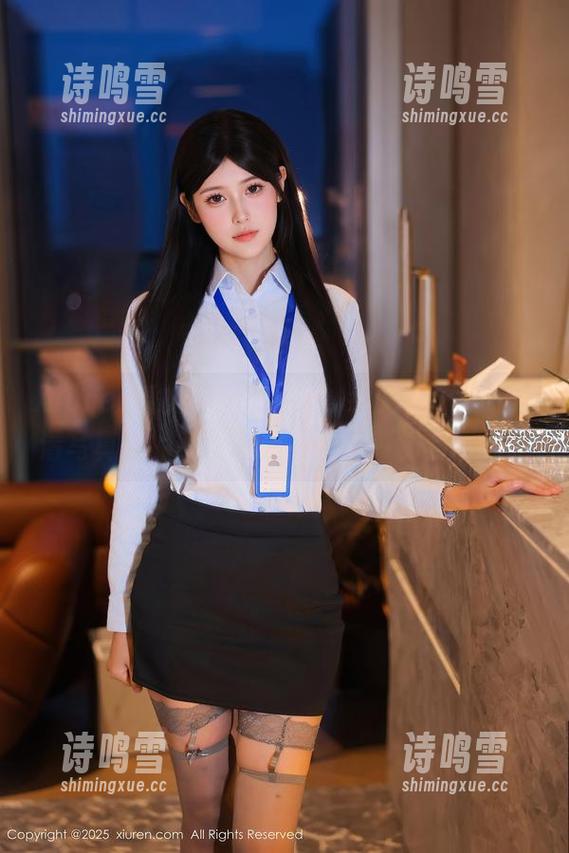 Xiuren秀人网 - 冷月yuer的信念：让高清写真集的剧情唤起一些不一样的情绪。