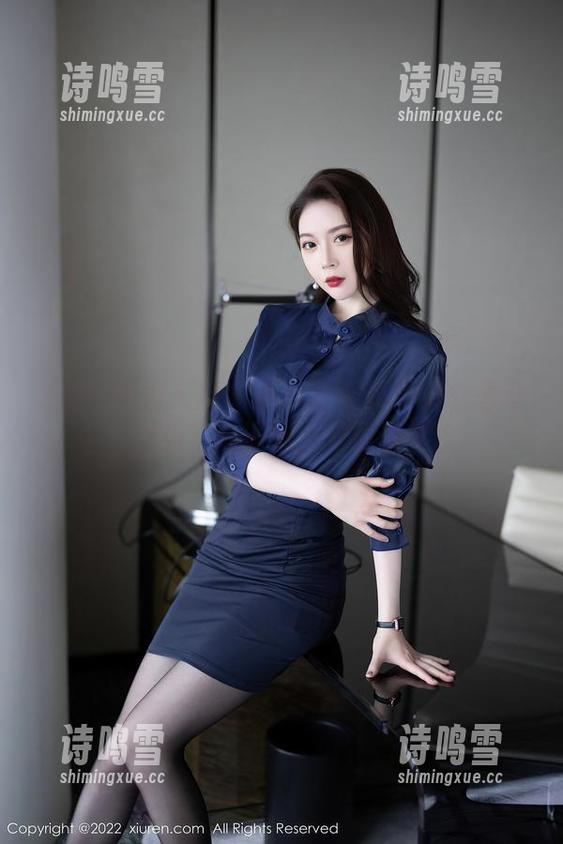 Xiuren秀人网 - 游荡在泳池里的小逗逗：那张写真原图，水的舞步！