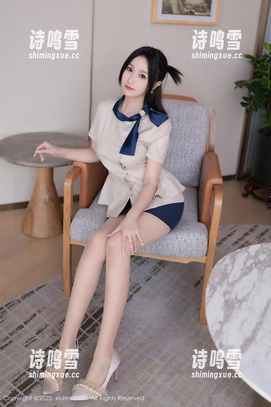 Xiuren秀人网 - 女王也有烦恼，杨倩倩的图包，神奇得就像一场直播。