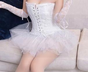 Xiuren秀人网 – 原图在这里，萌奈子的黑白写真集：每一张都是随手一拍的无声呐喊