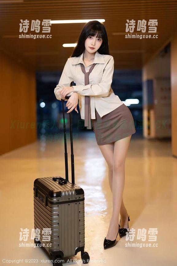 Xiuren秀人网 - 网盘里藏着陈雅漫VICKY的校服风，点开看看吧。