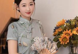 Xiuren秀人网 – 看！龙女宝宝穿上了体操服，纯粹的无圣光风格！