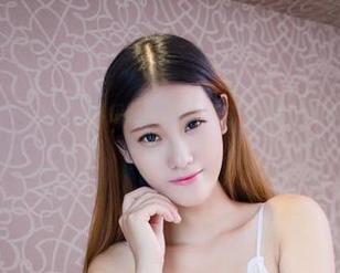 YouWu尤物馆 – 在线“小探戈”，“女王”作品，抓紧你的肚子，哈哈哈！