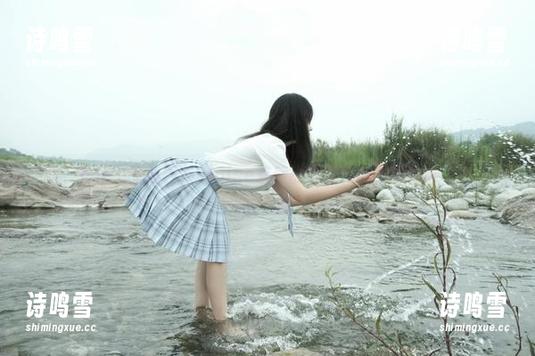 女仆？兔尾巴？eloise软软的高清写真做到极致了