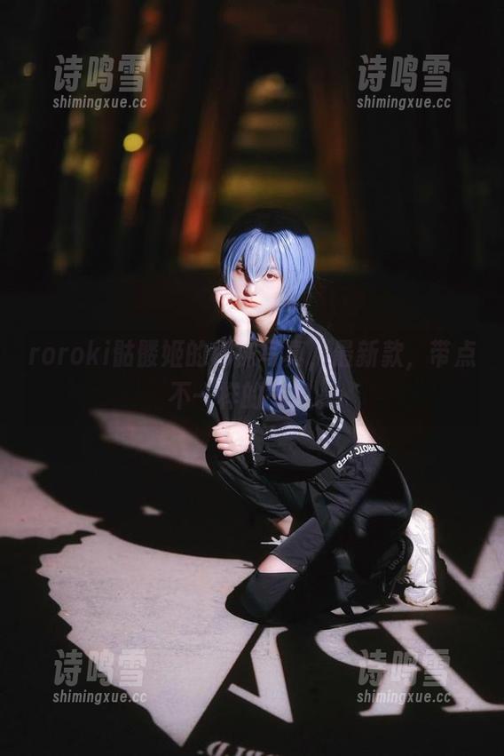 roroki骷髅姬的棉袜写真，最新款，带点不一样的气息。