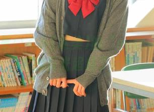 继续分享いくみ(育美)的“mitsu”合集，我的目光超越了画面。