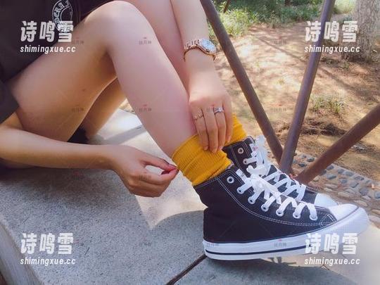 微密圈 - 不愧是丝月神，全套写真里那双裸足凉鞋太吸睛了！