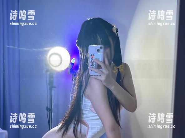 高清捕捉九言的可爱，分享一丝顽皮与温温柔柔的气息！