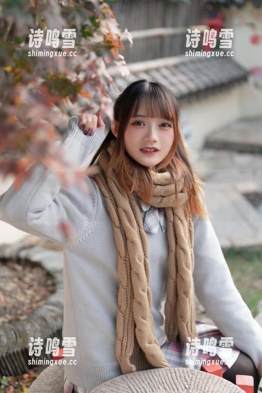 樱花烂漫时里的兔子Zzz不吃胡萝卜：写真作品，美得让人挪不开眼