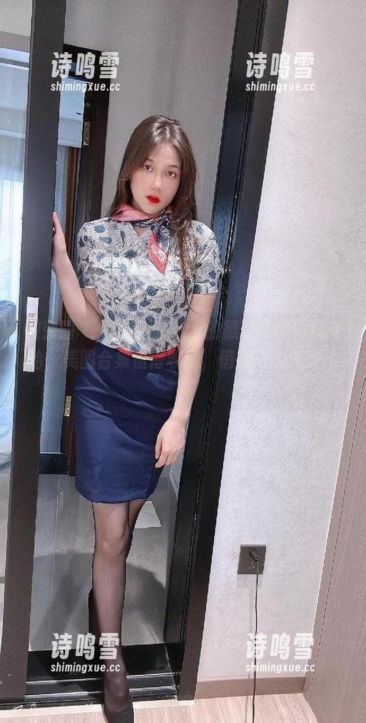微密圈 - 从可可西yyy的黑丝黑皮短裤开始，美图合集值得收藏，俏皮与色气齐飞！