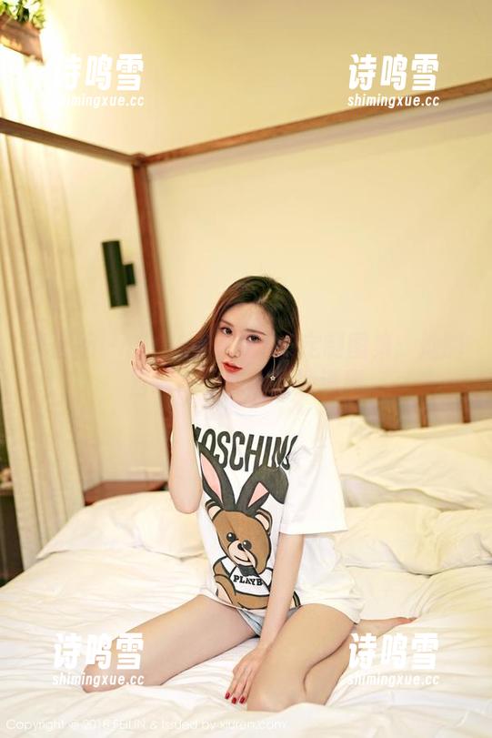 嗲囡囡 - 施忆佳KITTY的定制图集：她的日常，一如既往地迷离