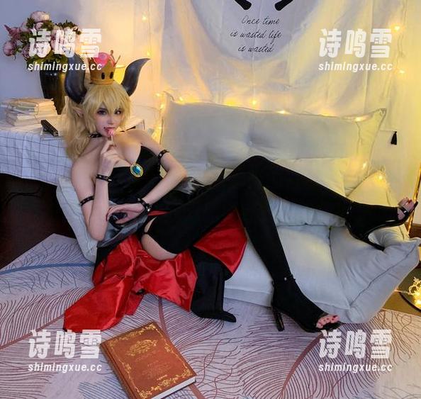 收录了在下萝莉控ii的库巴姬图片合集，天啊，这些姿势让我只想默默竖起大拇指。