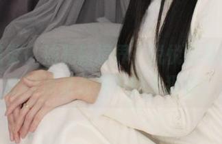 小众视觉 – 油亮新境界，悦悦的写真精选正好满足你眼中的小狸猫！