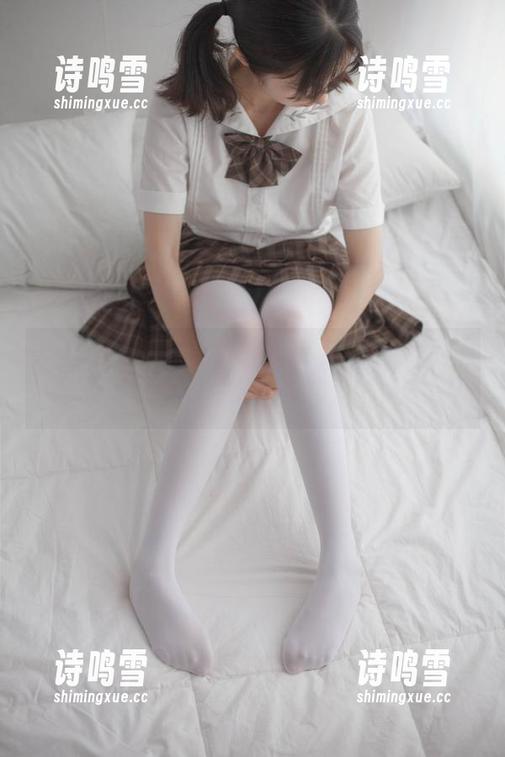 少女秩序的最新力作，高清天台JK制服图包，真想搬到那儿晒太阳。
