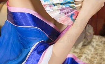 尤果网 – 看Wendy黑白福利写真,感觉这一切都那么和谐。