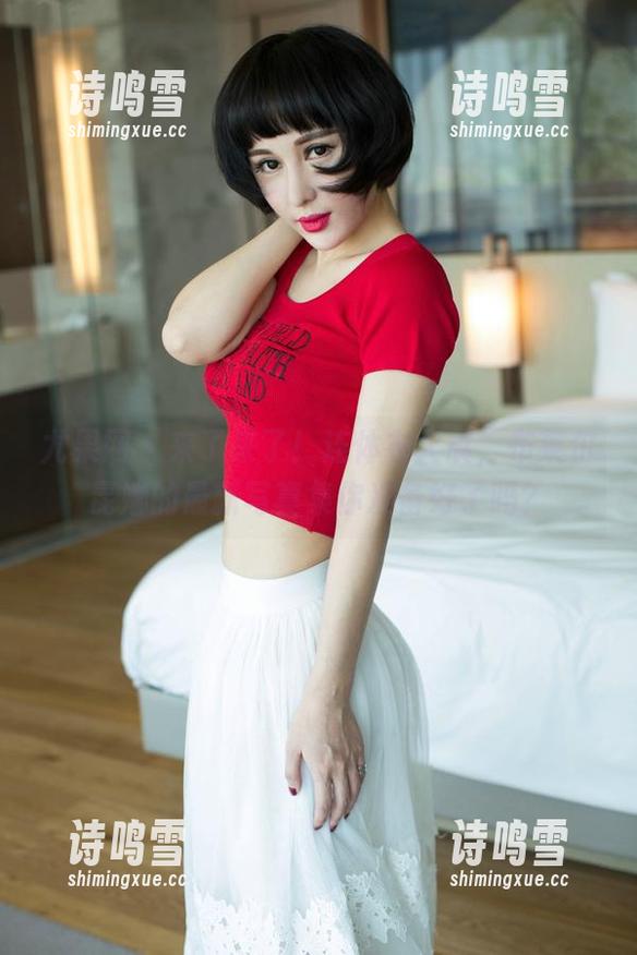 尤果网 - 来了来了！连体衣大展，布莱尔昆娜的最新写真集你准备好了吗？