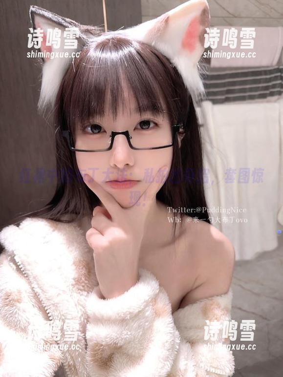 红裙中的布丁大法：私拍出奇招，套图惊现！