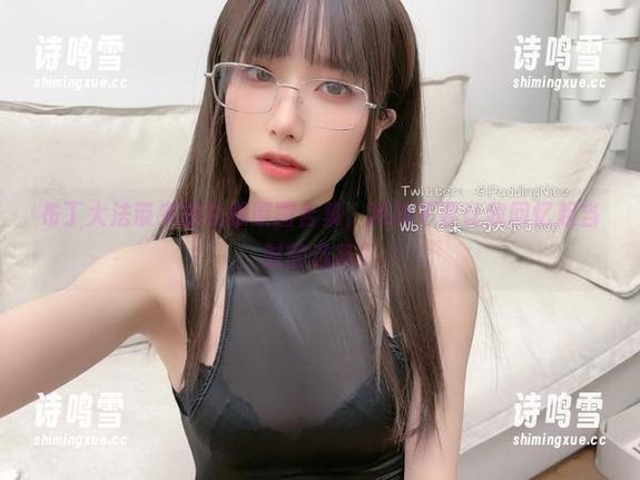 布丁大法带来的礼服原图合集，拜托不要让我回忆起当时的选择！