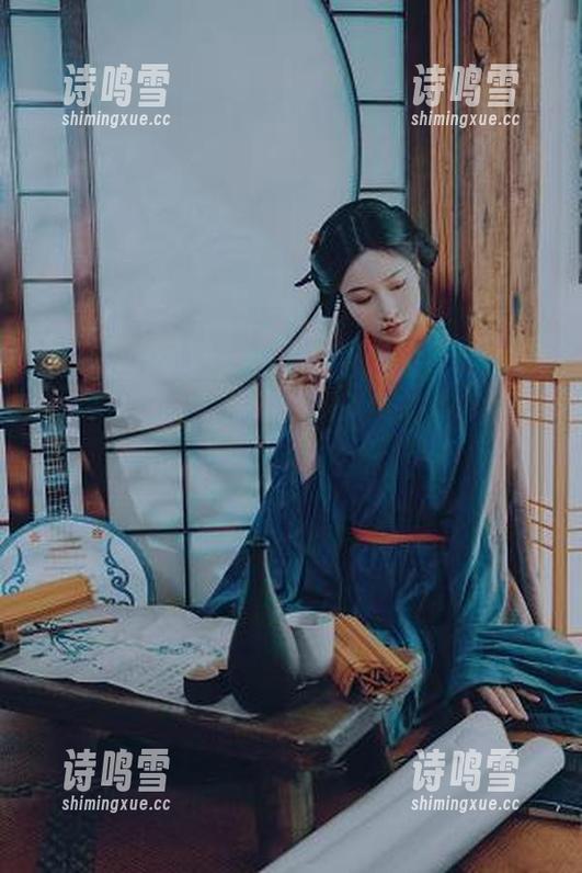 年年Nnian定制：不再Alice，咱们的“爱丽丝”来点图像上的奇遇