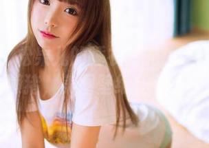 果团网 – 松果儿的睡衣时光：唤醒你内心的小懒猪，美图壁纸任你随意换！