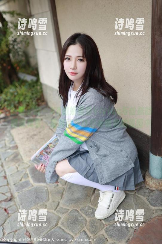 模范学院 - K8傲娇萌萌Vivian与丝袜的调皮捣蛋，福利就在这轻松愉快的氛围中～