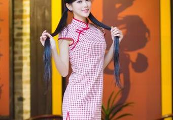 爱蜜社 – 黄歆苑豹纹合集：没想到外星人也喜欢穿豹纹！