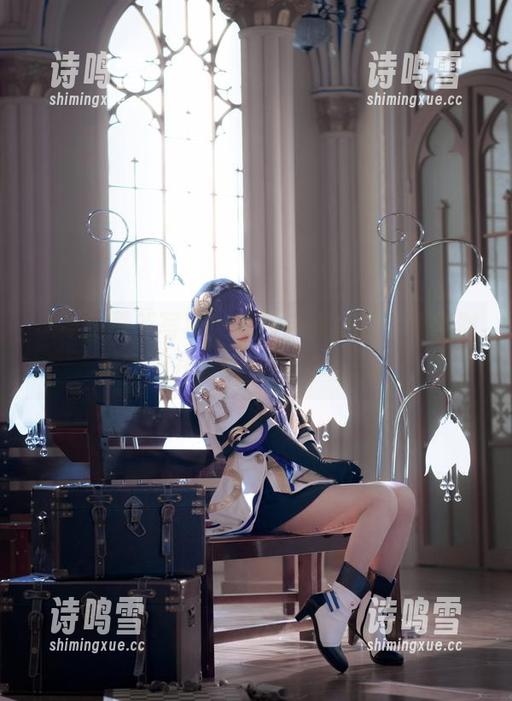 这不是最新写真，是百合欧皇子在皇家财富号上开设播客的现场版吧？