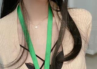 眼酱大魔王w的睡衣图更新，图里的自己真是找不到北的帅气，资源要收！