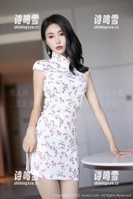 秀人网 - 看这里，sophie余冰夏日合集，无圣光照耀的神奇时刻，纯净又奇葩！
