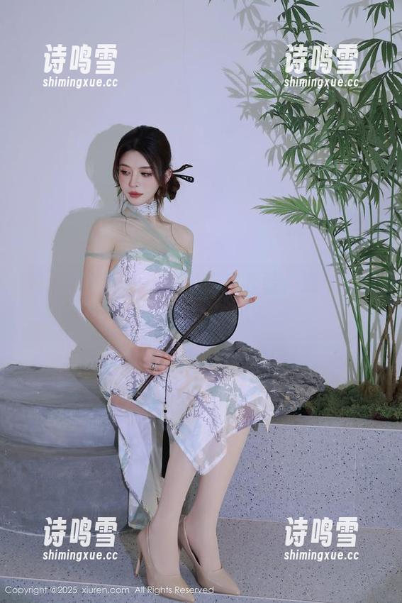 秀人网 - 千夜未来的高清套装，准备好被资源包围了吗？