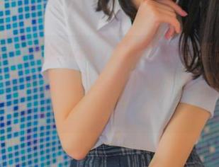 秀人网 – 娜娜baby的连衣裙写真合集，每一件背后都藏着些小情绪，乱想的满足感。