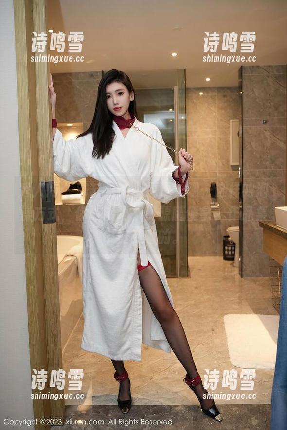 秀人网 - 浴缸里的小逗逗，嗯…这样的泡澡方式，你敢试吗？资源随便拿，作品集中挺有趣的。
