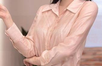 秀人网 – 吊带里的星星baby,最新写真,真有种想给她点赞的冲动。