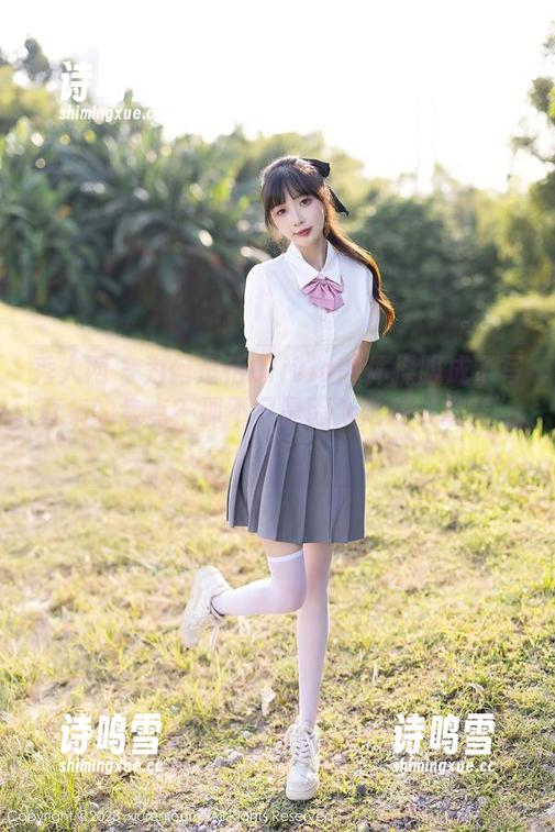 秀人网 - 为何楚恬Olivia的体操服成了写真集的焦点？那不只是因为她在“悬空”！