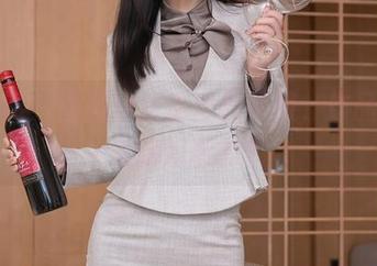 秀人网 – 画面穿过清妙的礼服,作品里还有啥好玩的?