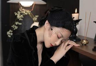 秀人网 – 分分钟被米妮大萌萌的粉色图片治愈，下载吧，试试看！