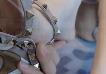 微密圈 – 沉浸在脸红Dearie的连衣裙之中，观众们，你们也有同样的感受吗？也是吗？