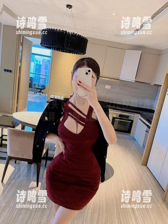 微密圈 - 镜头下的脸红Dearie校服–高清写真，校园气息扑面而来
