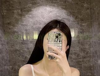 微密圈 – 看！脸红Dearie的短裤在线，高清到让人移不开眼