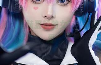 套图漫游:腥味猫罐的女友,真的有够可爱