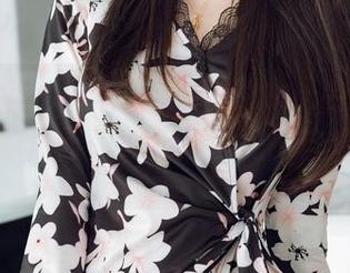 花漾show – 沈蜜桃off的女王合集，无处不在的优雅，让我这目光不自觉地瞥去。