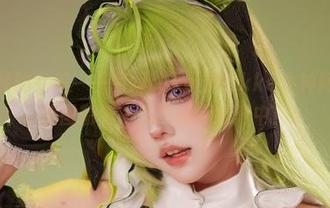致敬泳装的完美——菌烨tako与Nikke女神阿妮斯的美图精选,洗眼程度提升中!