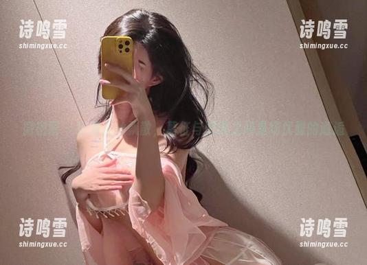 微密圈 - 轻盈灰丝飘散，葛征与壁纸之间是场优雅的邂逅