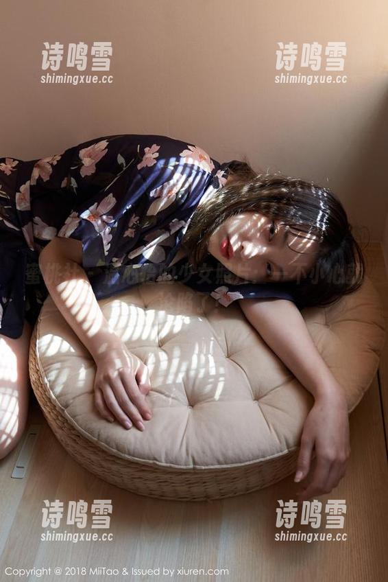 蜜桃社 - 温心怡的少女照片：一不小心就沦陷了！